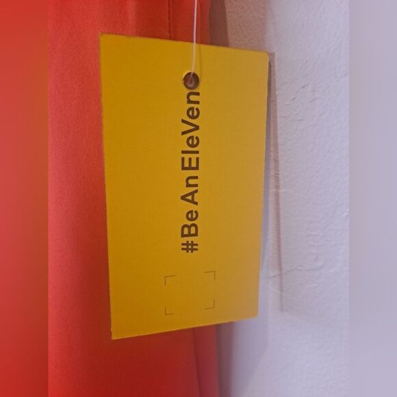 NWT size Small EleVen Be an Eleven  Jogger Size Medium in Cherry Tomato. - Picture 3 of 10